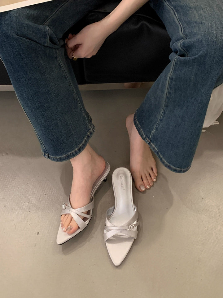 Femme spids tå-sandaletter med dekorative rhinestone accenter Stilla