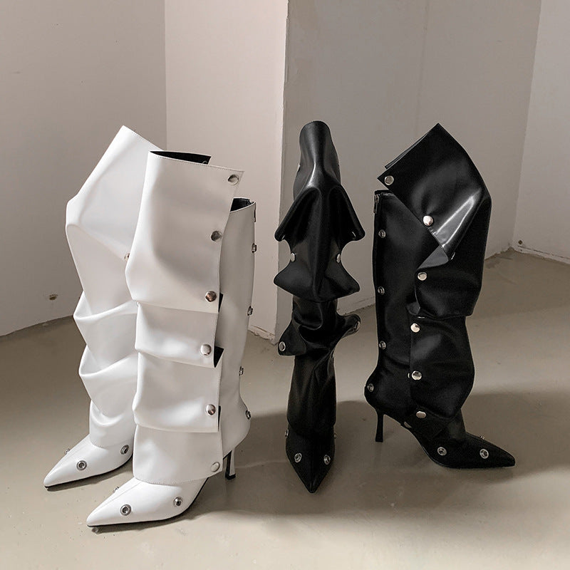 Femme High-Stiletto Statement Over-the-Knee Boots med dekorative trykknapsaccents Stilla