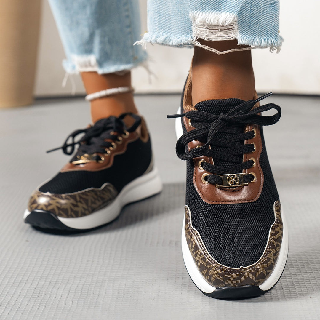 Dame Sporty Sneakers med moderigtige accenter og åndbart overmateriale Stilla