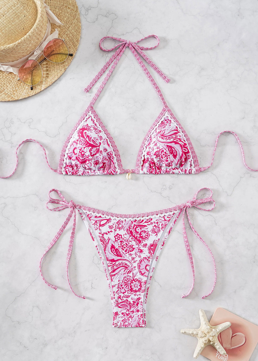 Dame triangel-bikini med justerbare bånd og elegante detaljer Skovae