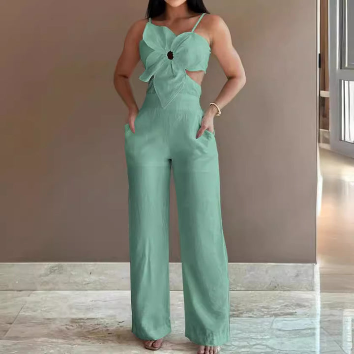 Dame jumpsuit med floral cut-out og brede ben Stilla