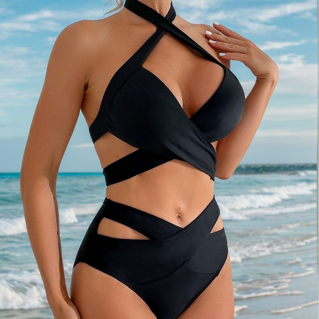 Dame bikini-sæt med innovativt krydsdesign og figurformende snit Stilla
