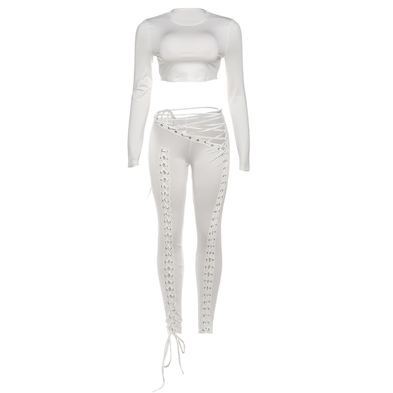 Dame Crop-Top og højtskårne leggings med snørredetaljer Skovae