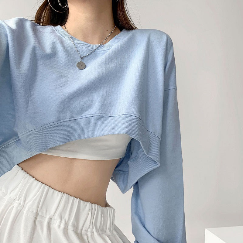 Kvinders afslappede crop sweatshirt med løse ærmer og moderne snit