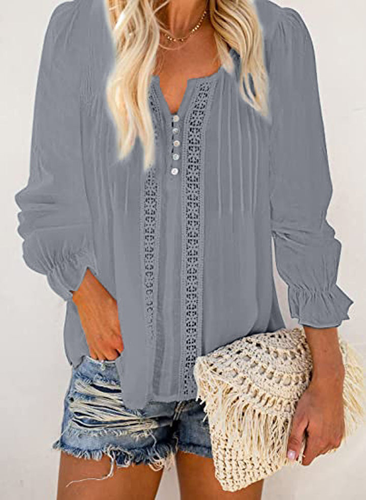 Damebluse med fine broderidetaljer Stilla