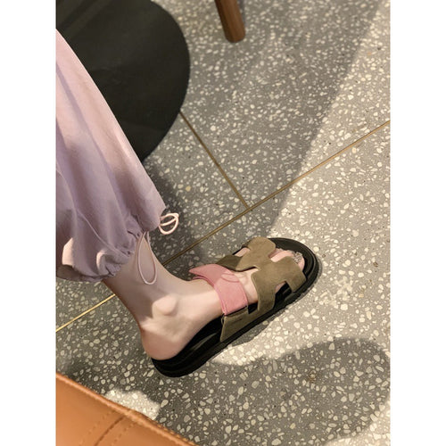 Kvinder Slide Sandaler med stilfuldt udskæringsdesign Stilla