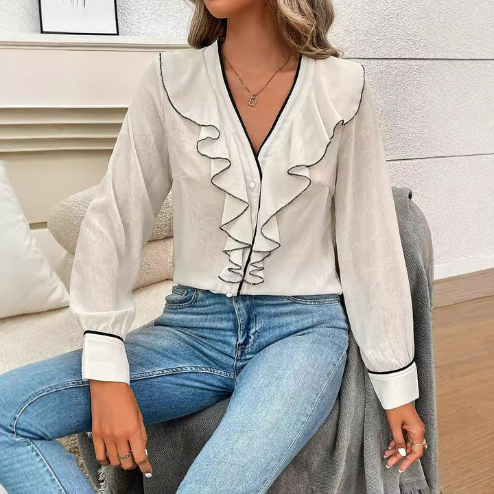 Dame elegant ruffleskjorte med moderne accenter Stilla
