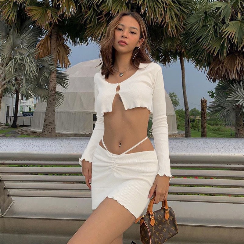 Dame sporty crop-top med matchende mini-nederdel og raffinerede detaljer Stilla