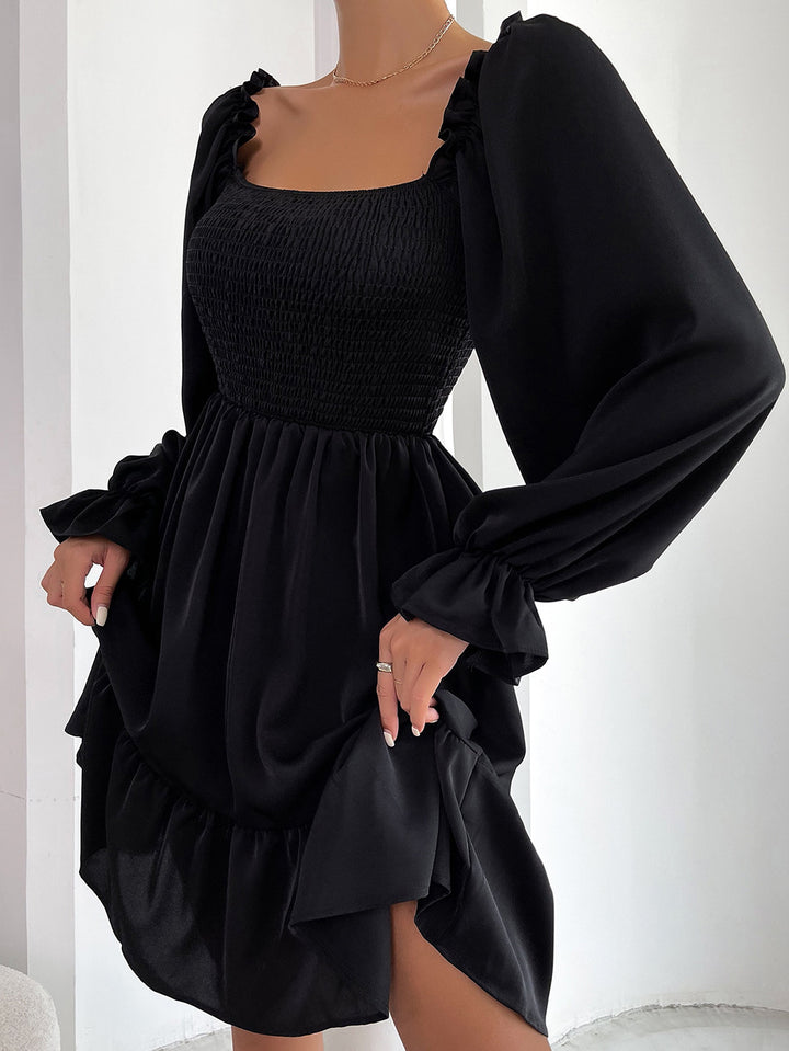 Dame sommerkjole med elastisk bustier og volanger Stilla