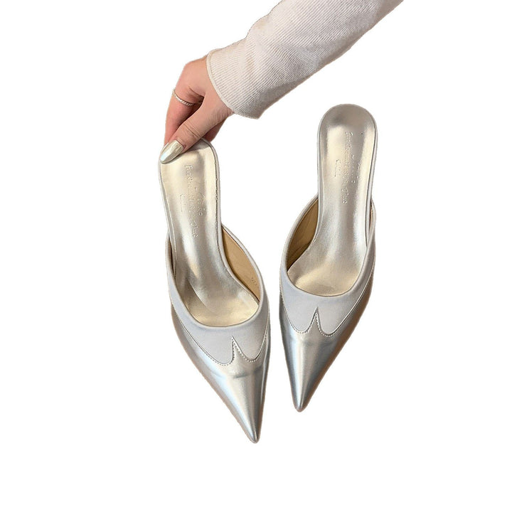 Dame Spidsnæse Slip-On Mules med elegant Satin-finish Stilla