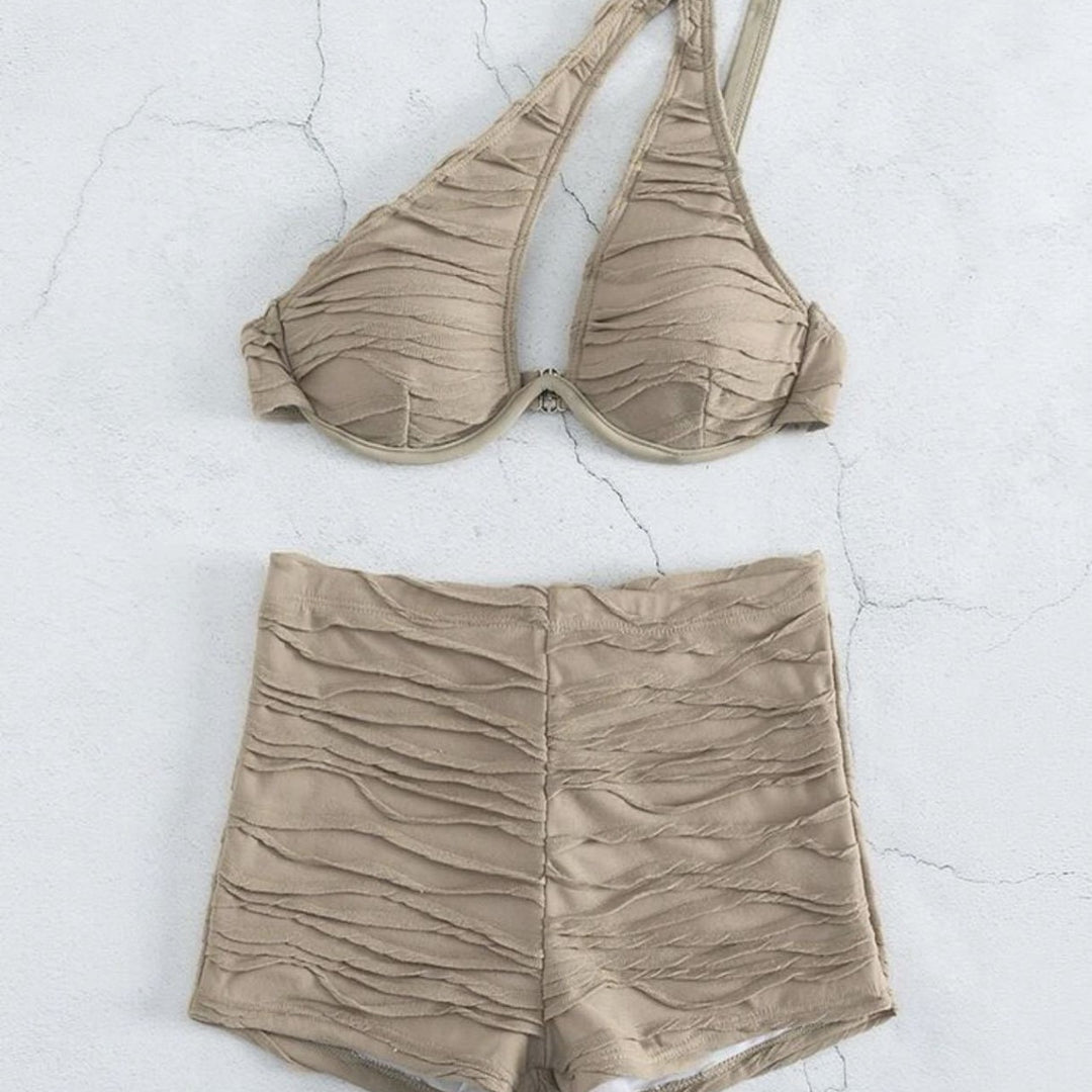 Dame bikini sæt med innovative flæsedetaljer og asymmetrisk udskæring Stilla