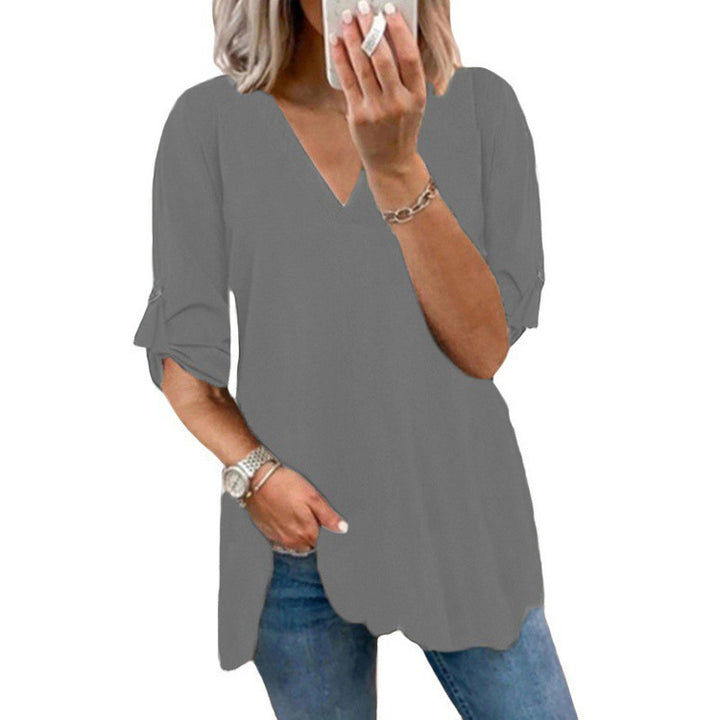 Dame afslappet V-hals T-shirt med flæsedetalje Stilla