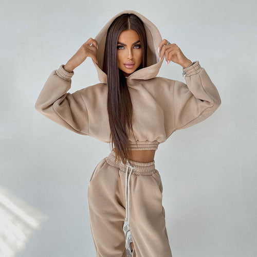 Kvinders sporty cropped sweat sæt med elastisk talje og praktiske lommer Skovae