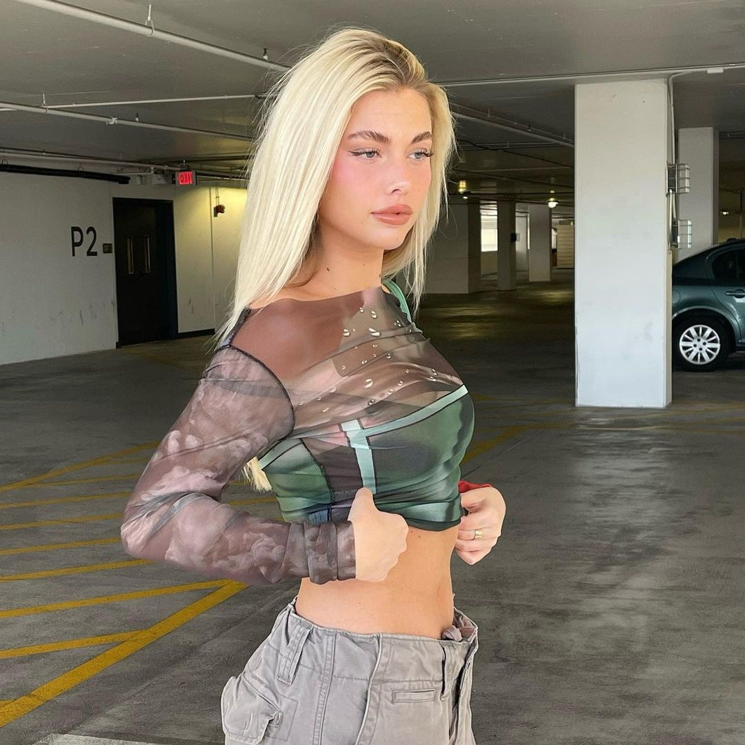 Damer Langærmet Crop-top med transparente accenter og grafisk design Skovae