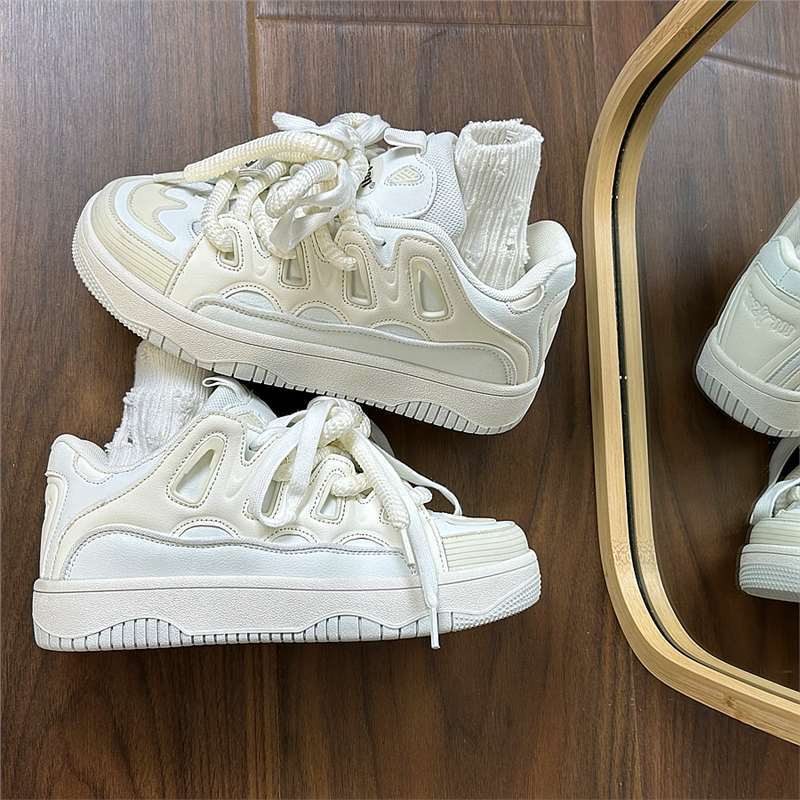 Dame Sporty Sneakers med åndbart overmateriale og stabil ydersål Stilla