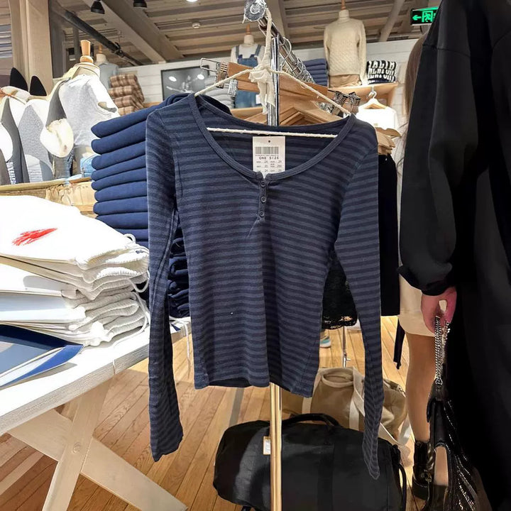 Kvinders langærmet Henley skjorte med fine striber Stilla