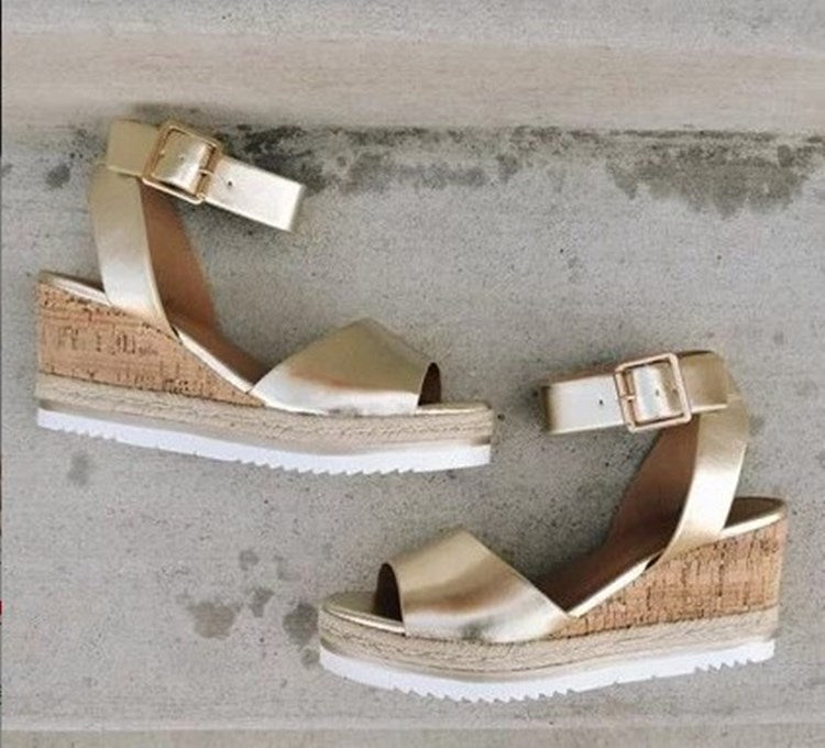 Dame Wedge-sandaletter med elegant kork-design og justerbar rem Stilla