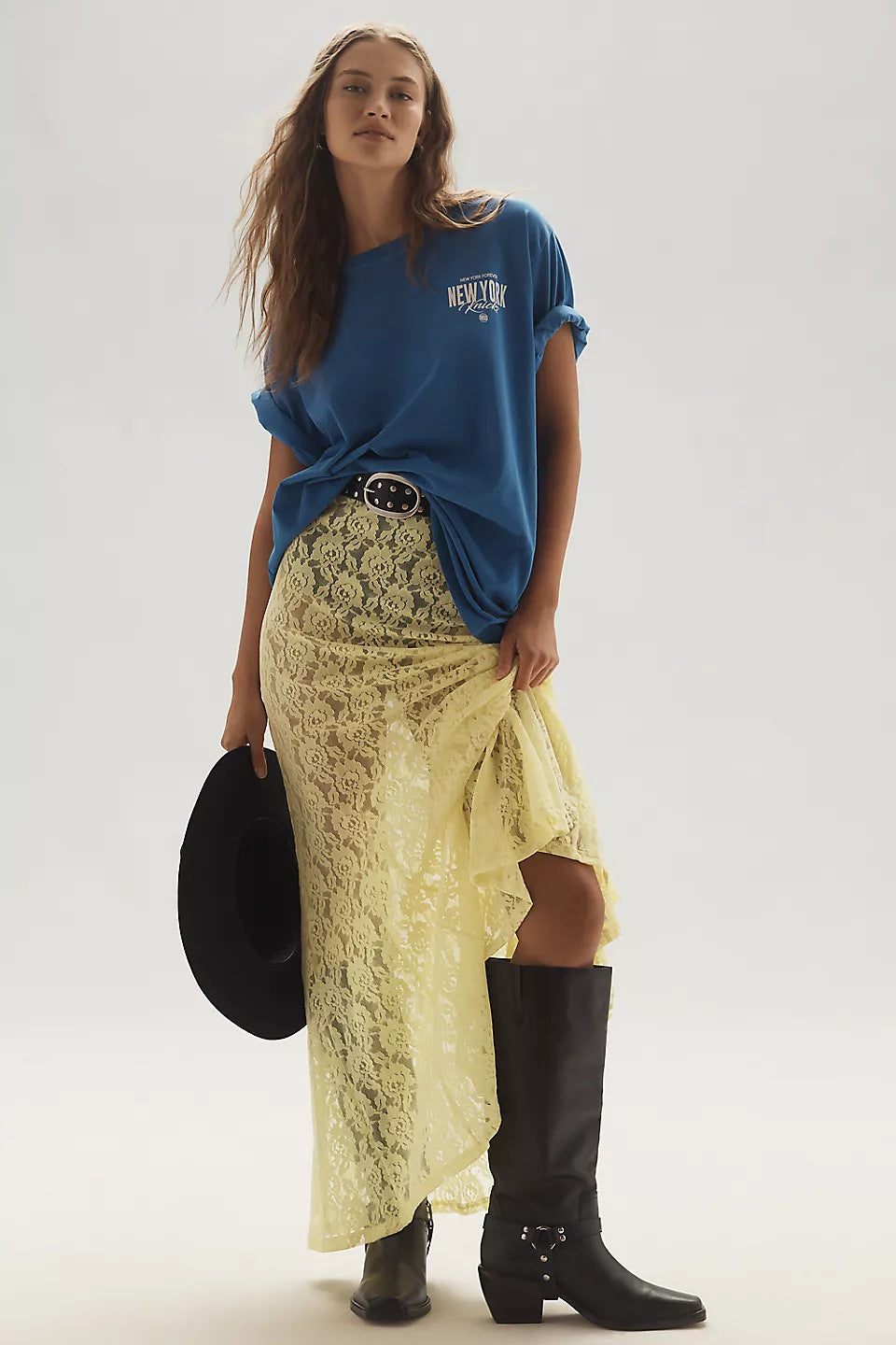 Dame afslappet T-shirt med coolt tryk og oversized skæring Skovae