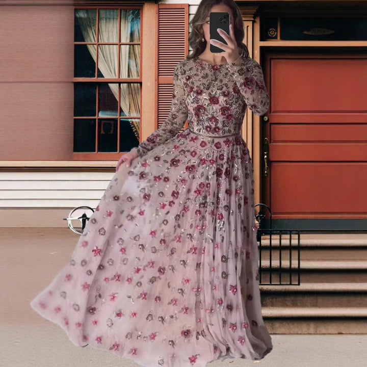Dame Elegant maxikjole med floral spids og gennemsigtige ærmer Stilla