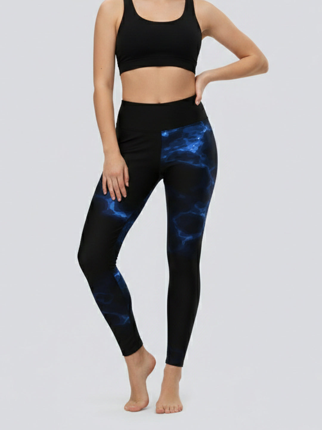 Dame sportleggings med stilfuldt grafisk design Skovae