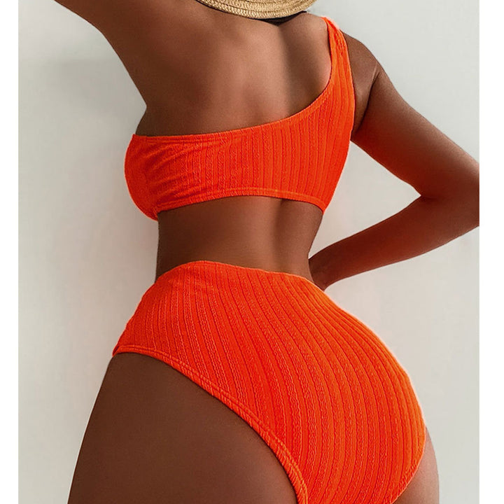 Dame Bikini-sæt med slidstærk høj talje og stilfuldt clasp-design Stilla