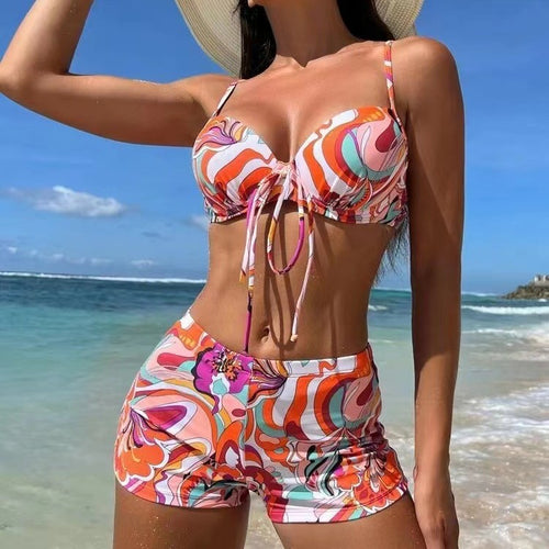 Dame bikini-sæt med trendy snøret top og høj benudskæring Stilla