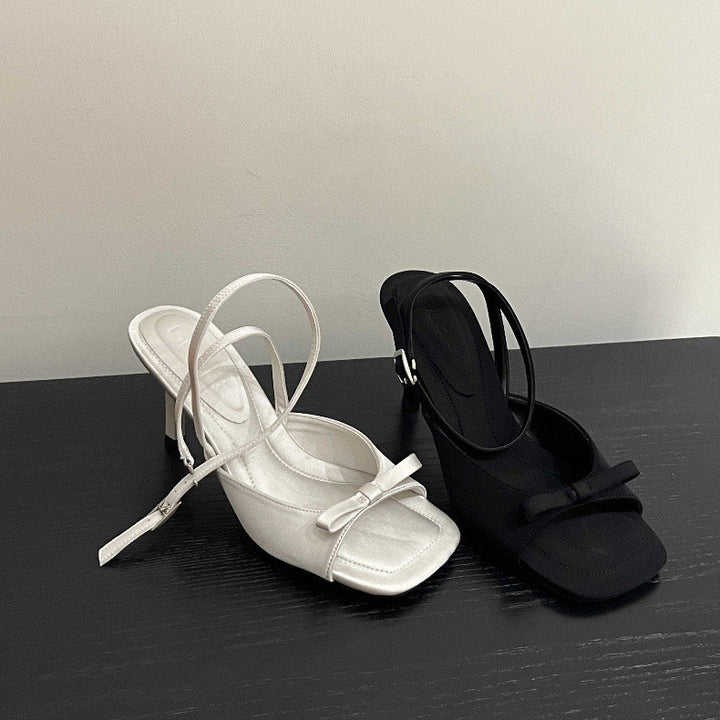 Dame Elegant Slingback Hæle med dekorativt Bånd-Detail og filigran Remdesign Stilla