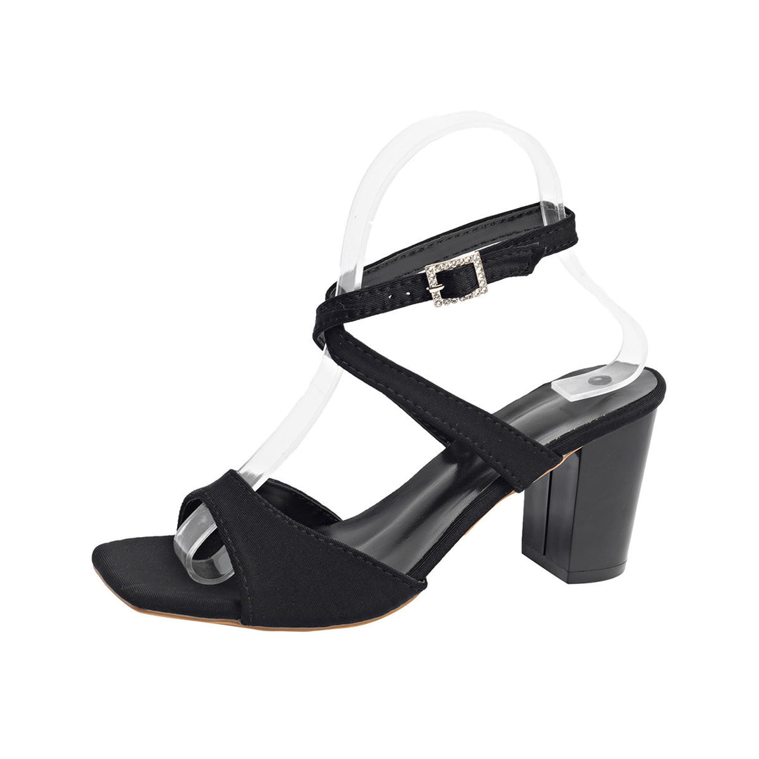 Dame Elegant og justerbare højhælede sandaler med smart rem-design Stilla