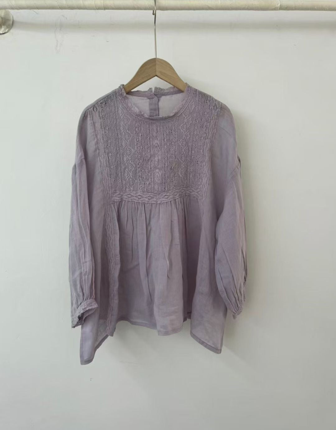 Femme Delicate Spidset Bluse Stilla