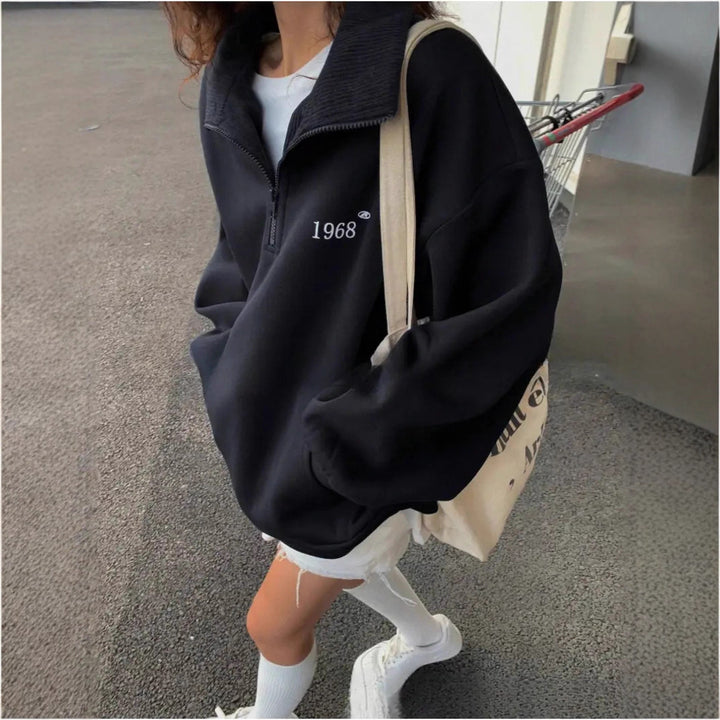 Kvinders sporty sweater med høj krave og lynlås Skovae