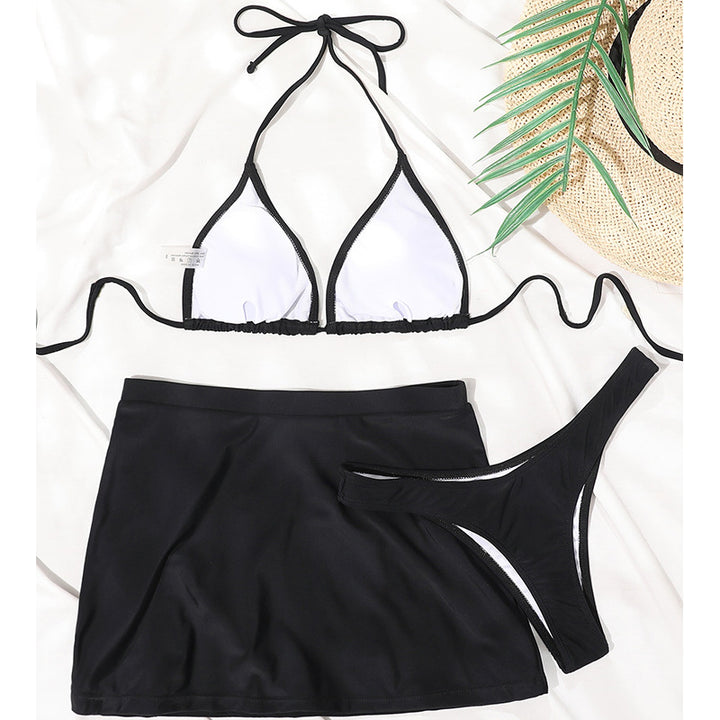 Dame Bikini-sæt med sexy trekantetop og moderigtigt skørt Skovae