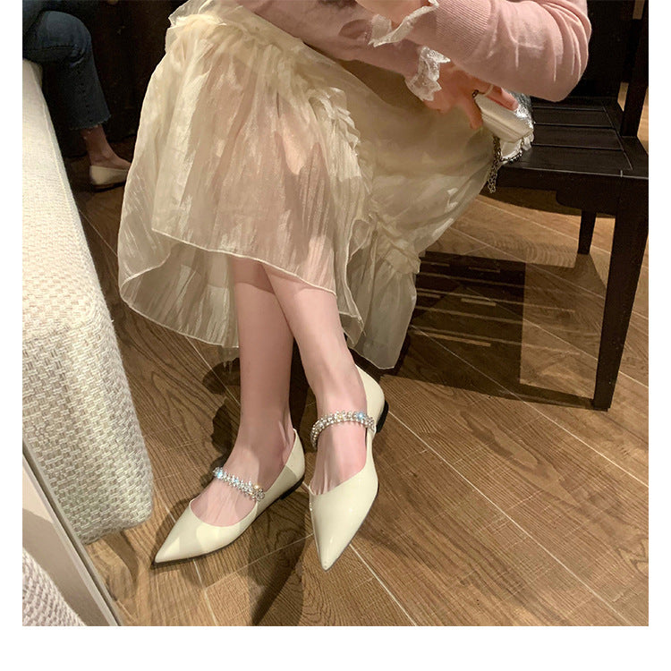 Dame ballerinas med glitrende strassbesætning og stilfuldt design Stilla
