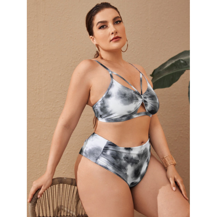 Dame højskåret bikini med moderne cut-out-design Skovae