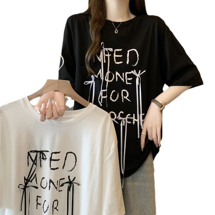 Femme Overstørrelse Grafik T-Shirt med legende bånddetaljer Stilla