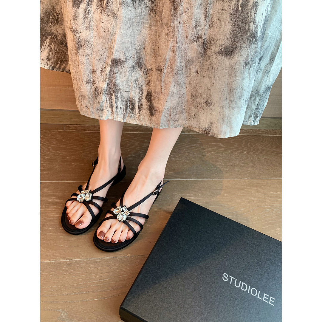 Dame Riemchen Flade Slide Sandaler med dekorative Juwel Accenter Stilla