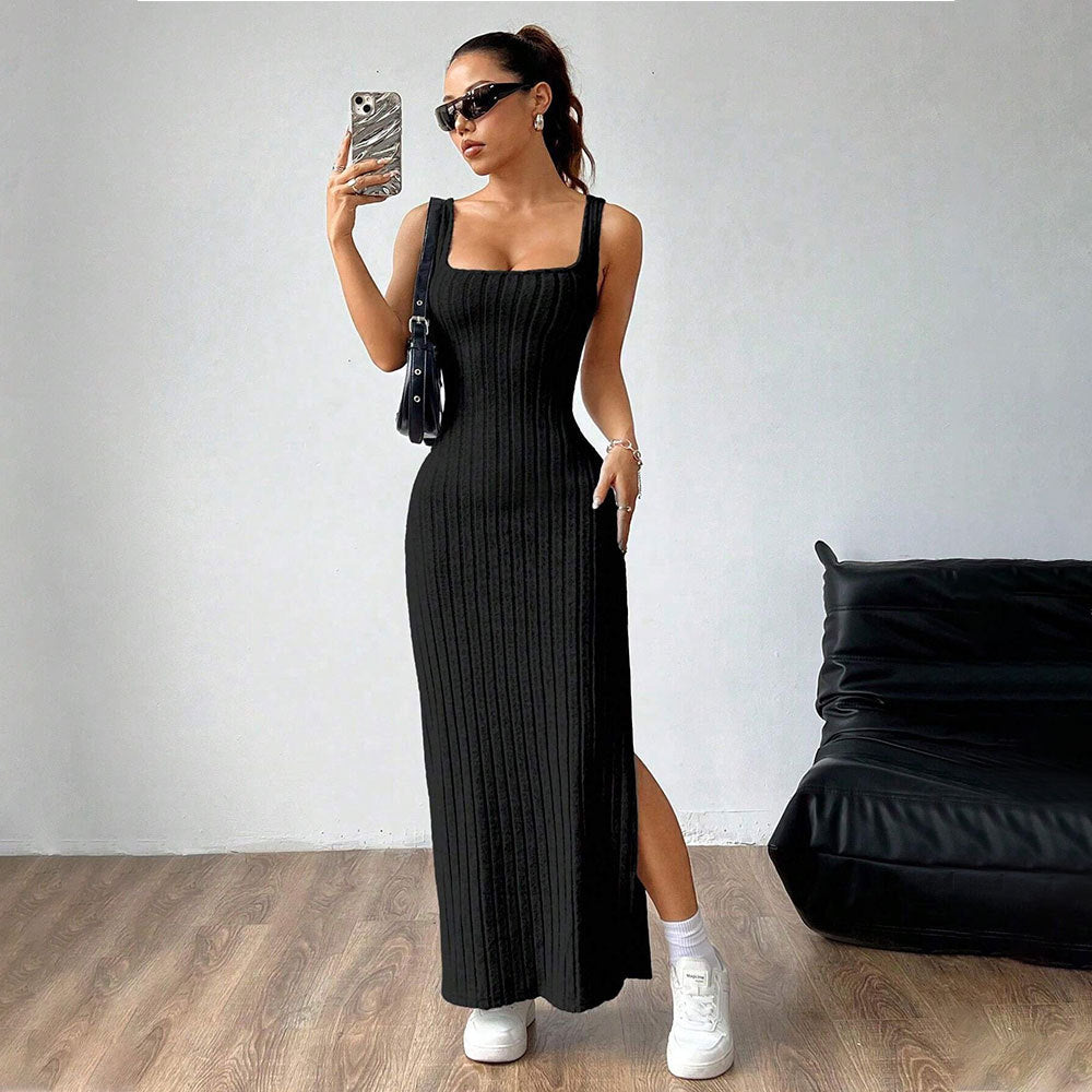 Damerne maxi kjole med elegant rib mønster og sidesk slit Stilla