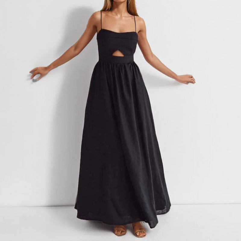 Dame Maxikjole med raffineret cut-out og elegant A-linje silhuet Stilla