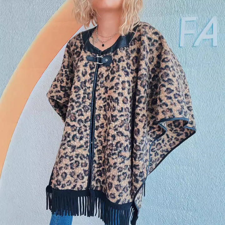 Damer fashionable poncho med frynser og dyreprint Stilla