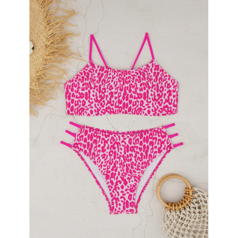 Femme to-delt Leopardskind-mønster bikini-sæt med stilfulde cut-out-detaljer Stilla