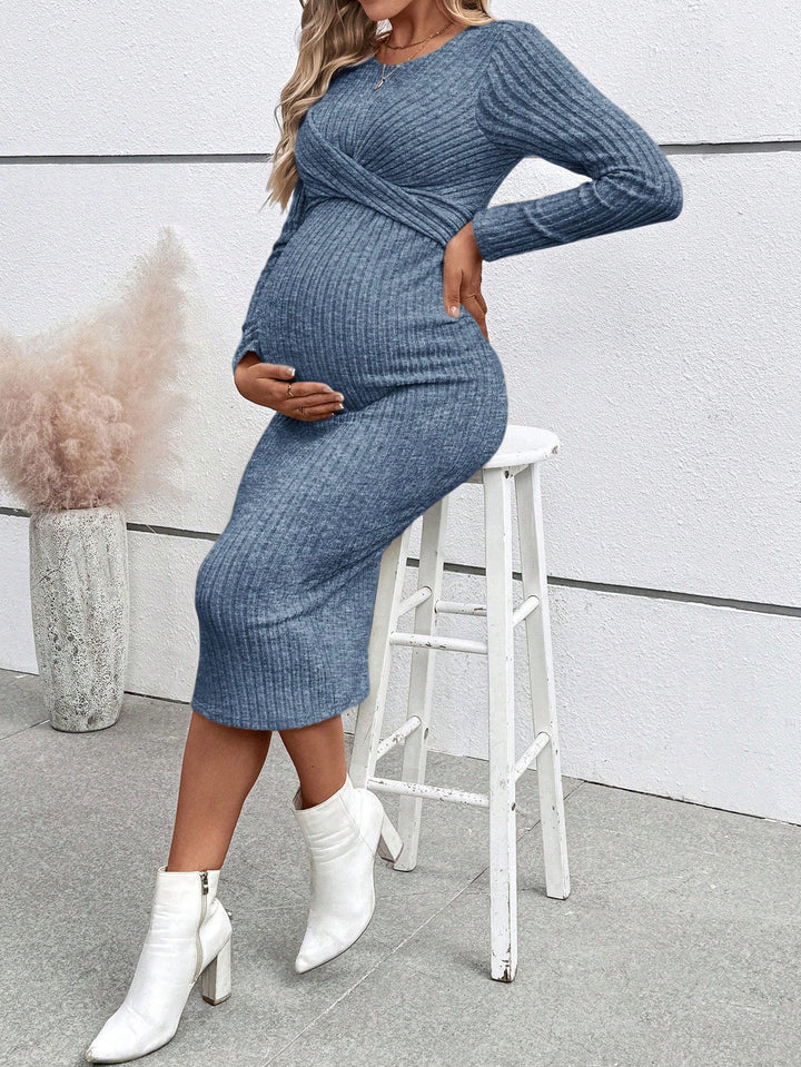 Dame wrapping dress til gravide kvinder med lange ærmer og rib design Stilla