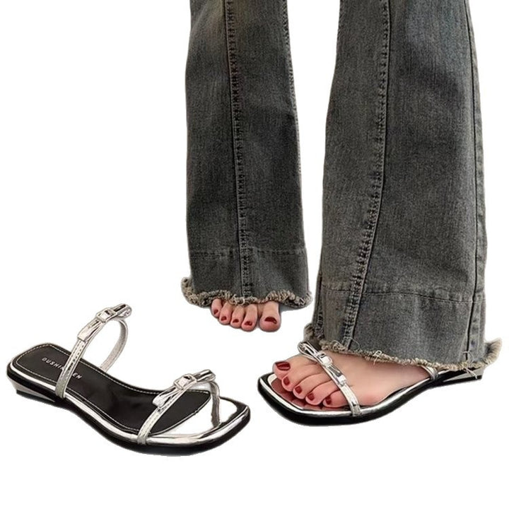 Dame Elegante Sandaler med moderigtigt Stropdesign og glitrende Akcent Stilla