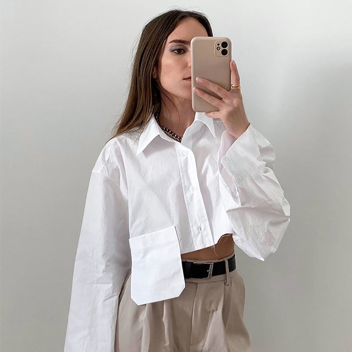 Dame Cropped Skjorte med bred pasform og praktisk brystlomme Stilla