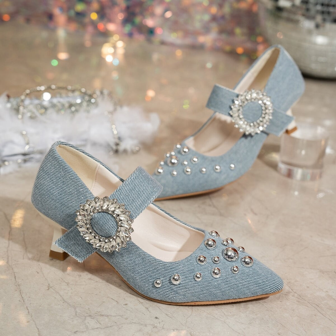 Dame pumps med elegante strass-accenter og smart spænde Stilla