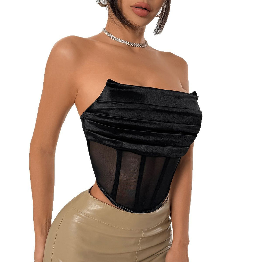 Dame Crop-top med raffinerede stoflag og gennemsigtigt mesh Stilla