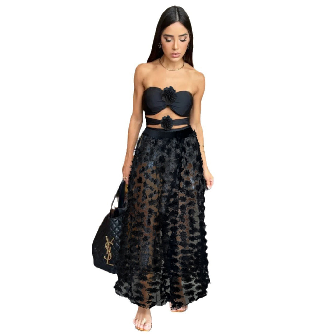 Dame Elegant Én-delt Badedragt med blomsteraccent og smart Cut-Out Design Stilla