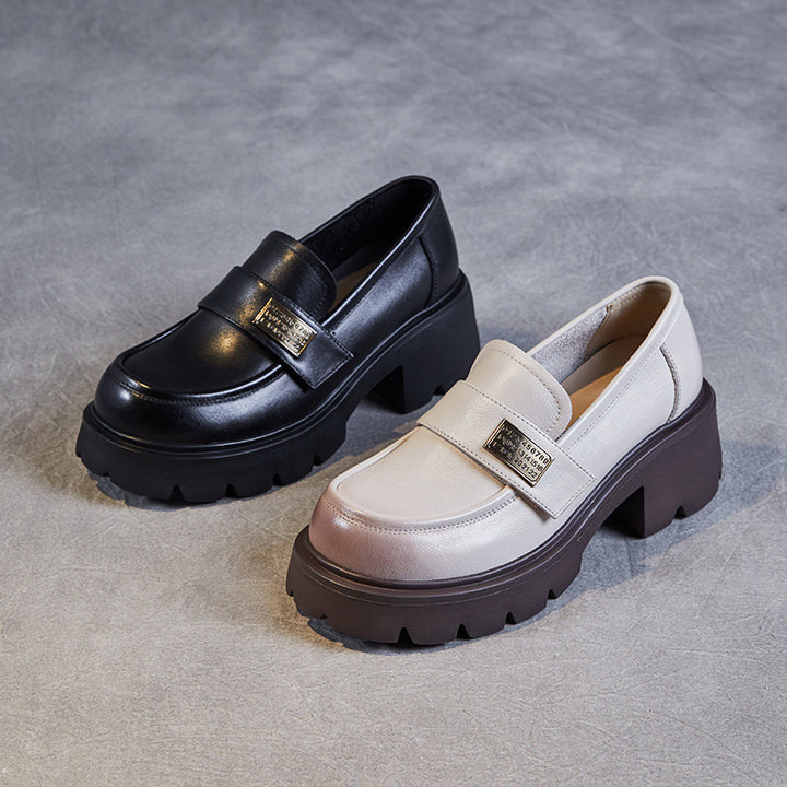 Dame Chunky Platform Slipper med slankt design Stilla