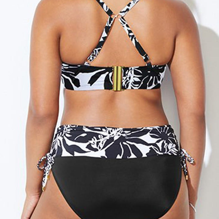 Damebikini med moderne rynke-design og justerbare stropper Stilla