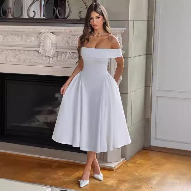 Dame Off-Shoulder Midikjole med elegant snit og lommer Stilla