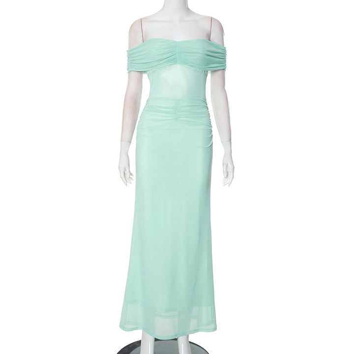 Dame maxikjole med off-shoulder design og elegant flæsedetail Stilla