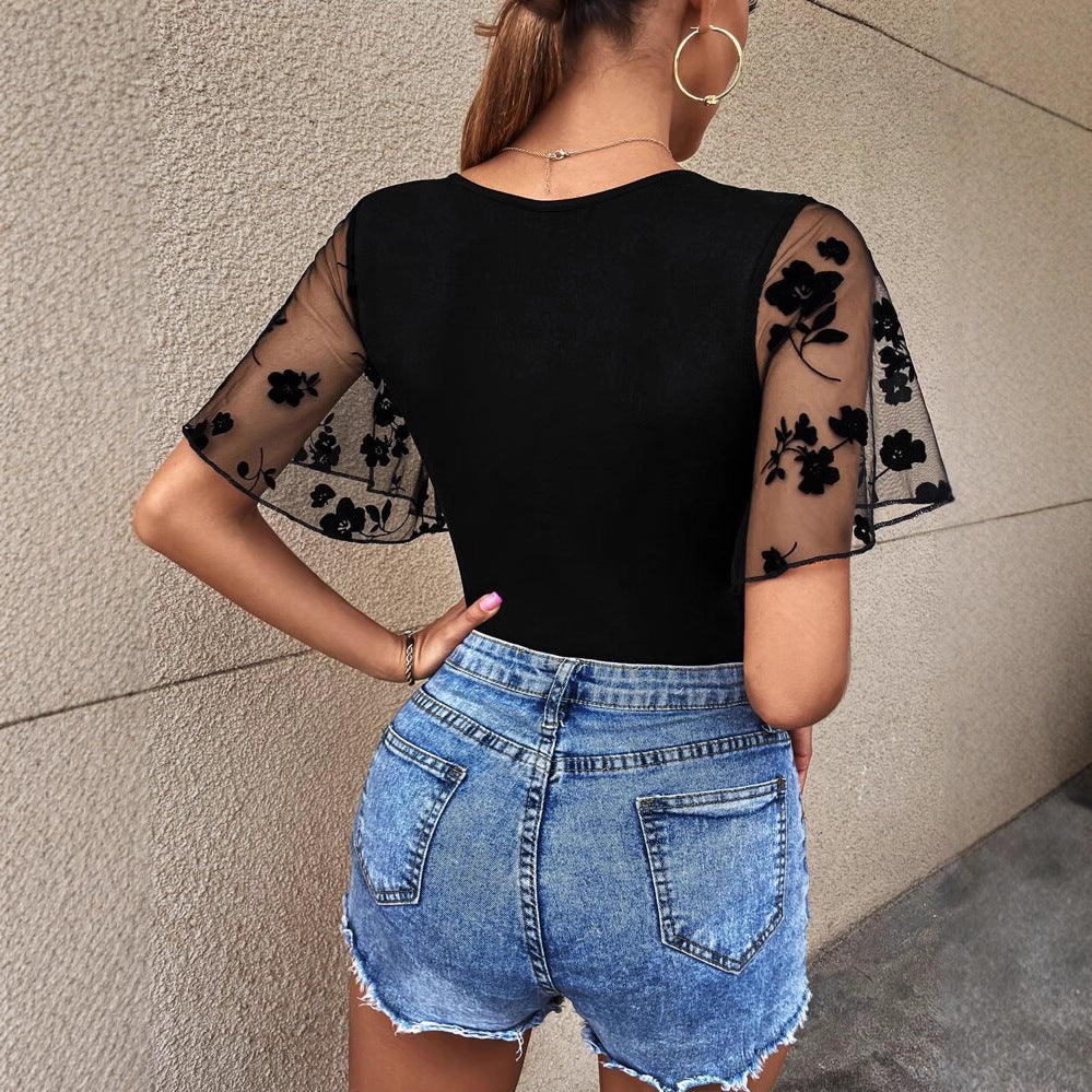Dame bodys med blomstrede spidsærmer Stilla